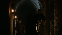 extant_GameOfThrones_2x05-TheGhostOfHarrenhal_3068