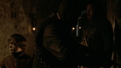 extant_GameOfThrones_2x05-TheGhostOfHarrenhal_3090