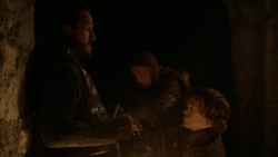 extant_GameOfThrones_2x05-TheGhostOfHarrenhal_3106
