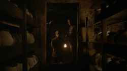 extant_GameOfThrones_2x05-TheGhostOfHarrenhal_3130