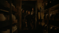 extant_GameOfThrones_2x05-TheGhostOfHarrenhal_3136