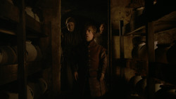extant_GameOfThrones_2x05-TheGhostOfHarrenhal_3146