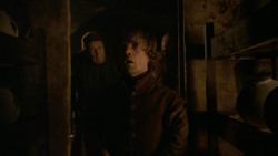 extant_GameOfThrones_2x05-TheGhostOfHarrenhal_3180