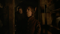 extant_GameOfThrones_2x05-TheGhostOfHarrenhal_3183