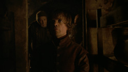extant_GameOfThrones_2x05-TheGhostOfHarrenhal_3186