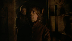 extant_GameOfThrones_2x05-TheGhostOfHarrenhal_3187