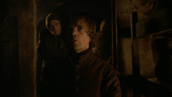 extant_GameOfThrones_2x05-TheGhostOfHarrenhal_3188