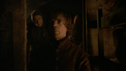 extant_GameOfThrones_2x05-TheGhostOfHarrenhal_3190