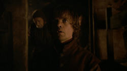 extant_GameOfThrones_2x05-TheGhostOfHarrenhal_3200