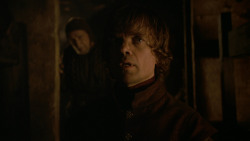 extant_GameOfThrones_2x05-TheGhostOfHarrenhal_3208