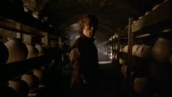 extant_GameOfThrones_2x05-TheGhostOfHarrenhal_3213
