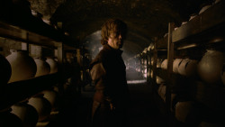 extant_GameOfThrones_2x05-TheGhostOfHarrenhal_3216