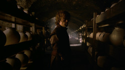 extant_GameOfThrones_2x05-TheGhostOfHarrenhal_3221