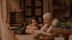 extant_GameOfThrones_2x05-TheGhostOfHarrenhal_3241