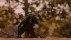 extant_GameOfThrones_2x05-TheGhostOfHarrenhal_3261