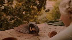extant_GameOfThrones_2x05-TheGhostOfHarrenhal_3271