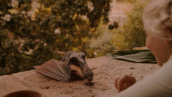 extant_GameOfThrones_2x05-TheGhostOfHarrenhal_3272