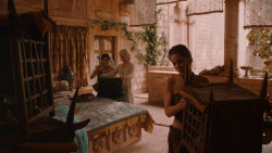 extant_GameOfThrones_2x05-TheGhostOfHarrenhal_3311