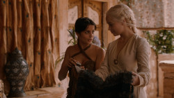 extant_GameOfThrones_2x05-TheGhostOfHarrenhal_3322