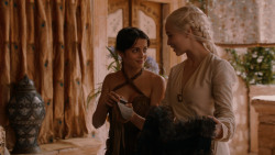 extant_GameOfThrones_2x05-TheGhostOfHarrenhal_3324
