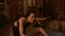 extant_GameOfThrones_2x05-TheGhostOfHarrenhal_3334