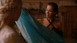 extant_GameOfThrones_2x05-TheGhostOfHarrenhal_3343