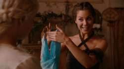 extant_GameOfThrones_2x05-TheGhostOfHarrenhal_3352