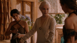 extant_GameOfThrones_2x05-TheGhostOfHarrenhal_3388