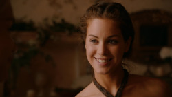 extant_GameOfThrones_2x05-TheGhostOfHarrenhal_3389