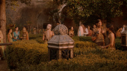extant_GameOfThrones_2x05-TheGhostOfHarrenhal_3462