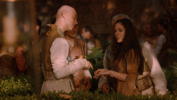 extant_GameOfThrones_2x05-TheGhostOfHarrenhal_3477