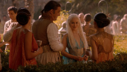 extant_GameOfThrones_2x05-TheGhostOfHarrenhal_3479