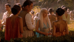 extant_GameOfThrones_2x05-TheGhostOfHarrenhal_3486