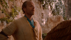 extant_GameOfThrones_2x05-TheGhostOfHarrenhal_3515
