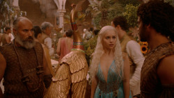 extant_GameOfThrones_2x05-TheGhostOfHarrenhal_3523