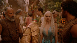 extant_GameOfThrones_2x05-TheGhostOfHarrenhal_3524
