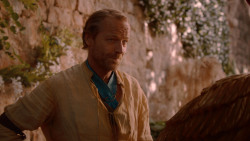 extant_GameOfThrones_2x05-TheGhostOfHarrenhal_3528