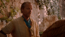 extant_GameOfThrones_2x05-TheGhostOfHarrenhal_3530
