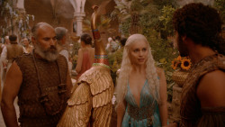 extant_GameOfThrones_2x05-TheGhostOfHarrenhal_3538