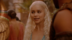 extant_GameOfThrones_2x05-TheGhostOfHarrenhal_3540