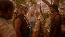 extant_GameOfThrones_2x05-TheGhostOfHarrenhal_3547