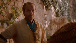 extant_GameOfThrones_2x05-TheGhostOfHarrenhal_3556