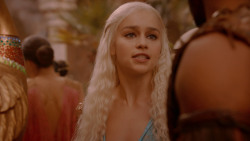 extant_GameOfThrones_2x05-TheGhostOfHarrenhal_3560