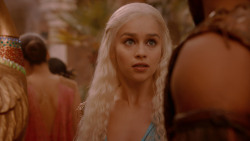 extant_GameOfThrones_2x05-TheGhostOfHarrenhal_3563