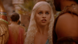 extant_GameOfThrones_2x05-TheGhostOfHarrenhal_3566