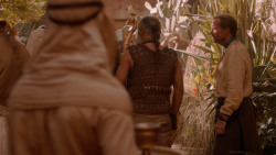 extant_GameOfThrones_2x05-TheGhostOfHarrenhal_3570