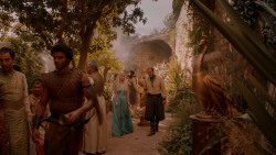 extant_GameOfThrones_2x05-TheGhostOfHarrenhal_3586