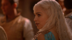 extant_GameOfThrones_2x05-TheGhostOfHarrenhal_3602
