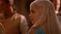 extant_GameOfThrones_2x05-TheGhostOfHarrenhal_3604
