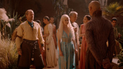 extant_GameOfThrones_2x05-TheGhostOfHarrenhal_3619